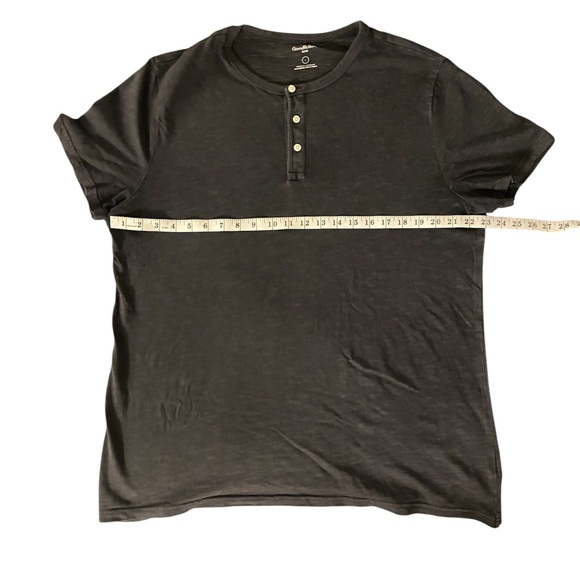 Lot of five (5) Large - Picture 6 of 11